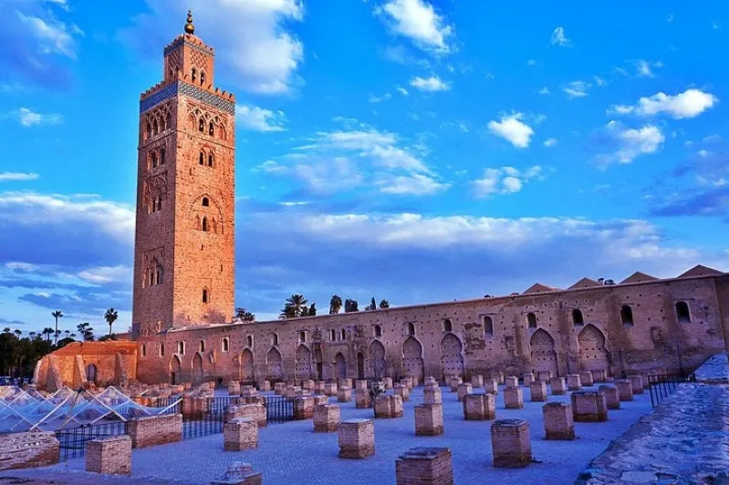 A stunning view of the Mosque of Islam in Marrakech, Morocco, showcasing its intricate architecture and vibrant surroundings. 