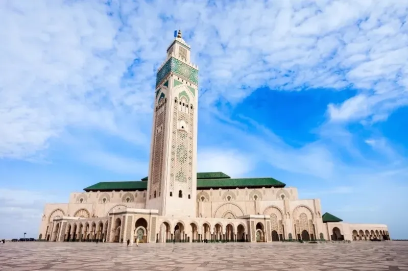 The Hassan II Mosque in Casablanca, Morocco, an architectural marvel and key attraction for tour operators in the area.